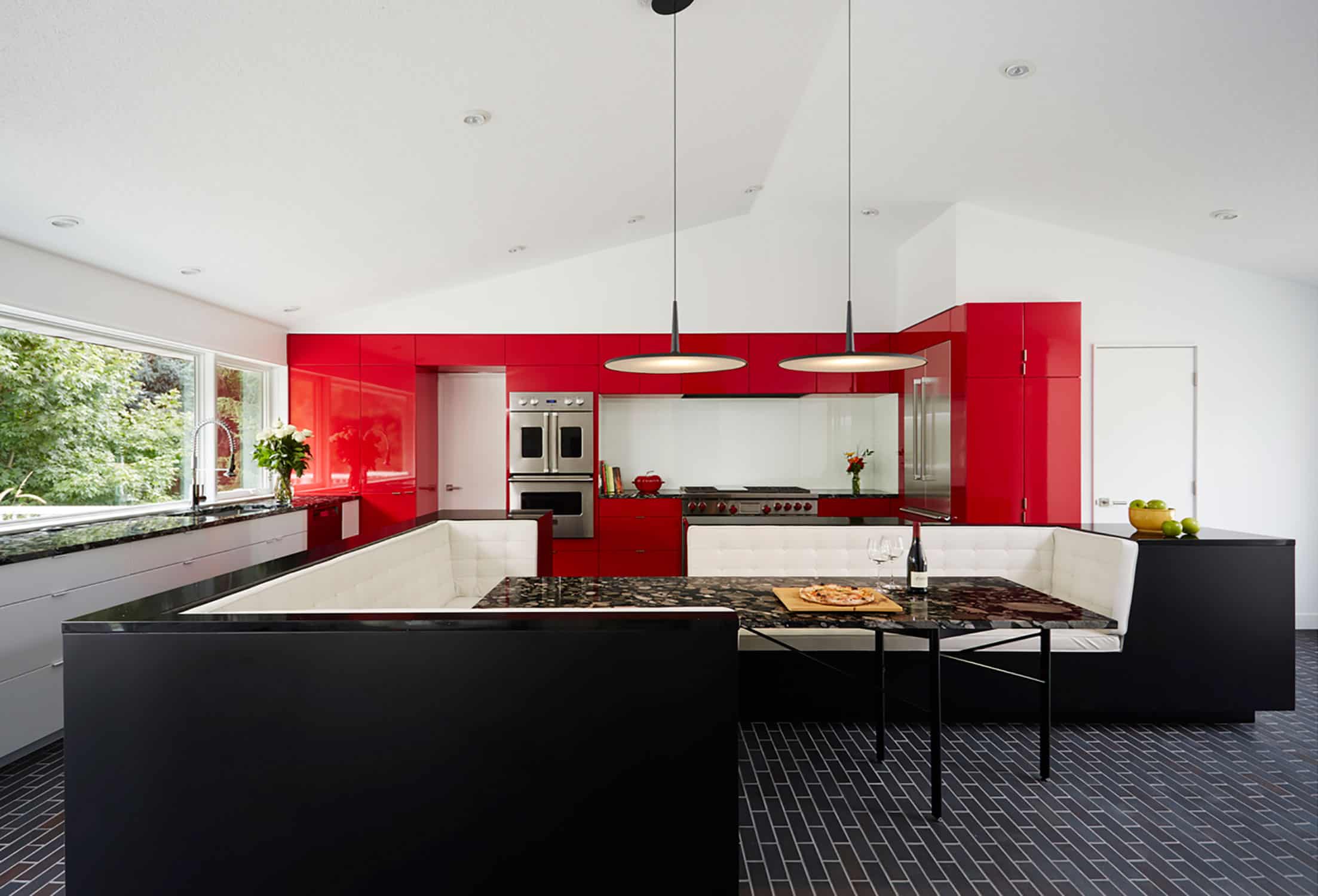 Modern Kitchen Design Idea