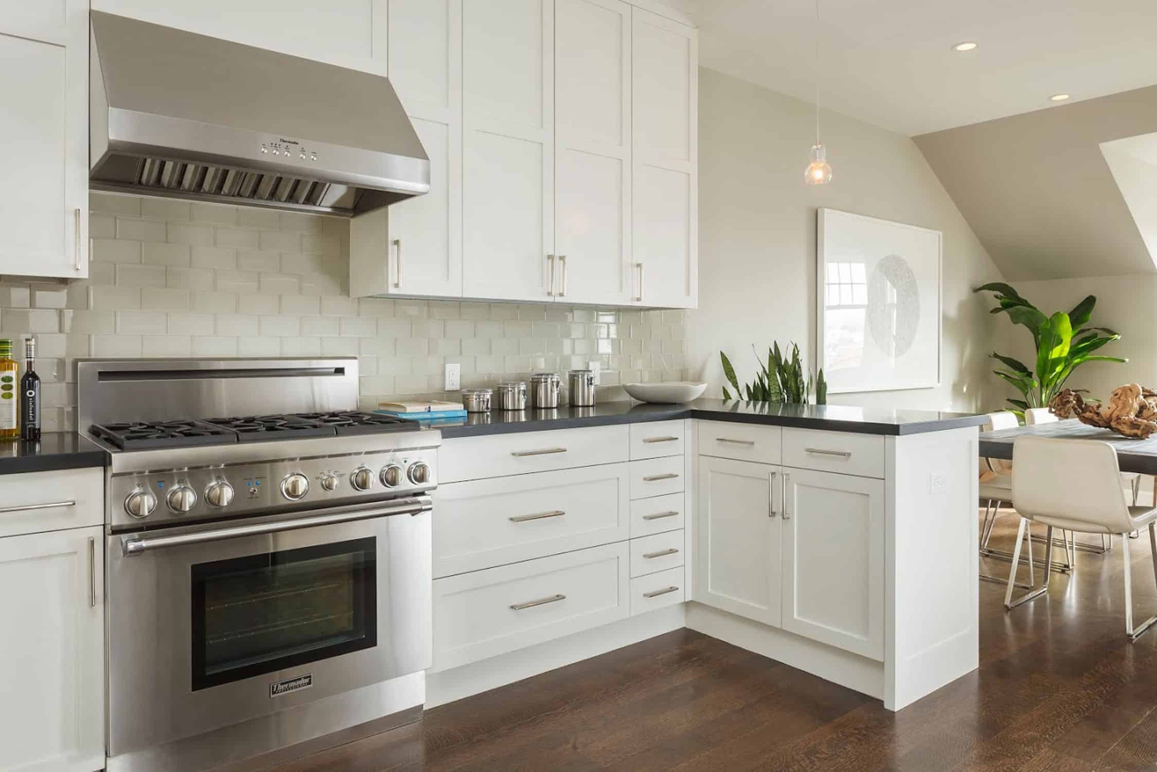 Modern Kitchen Design Idea