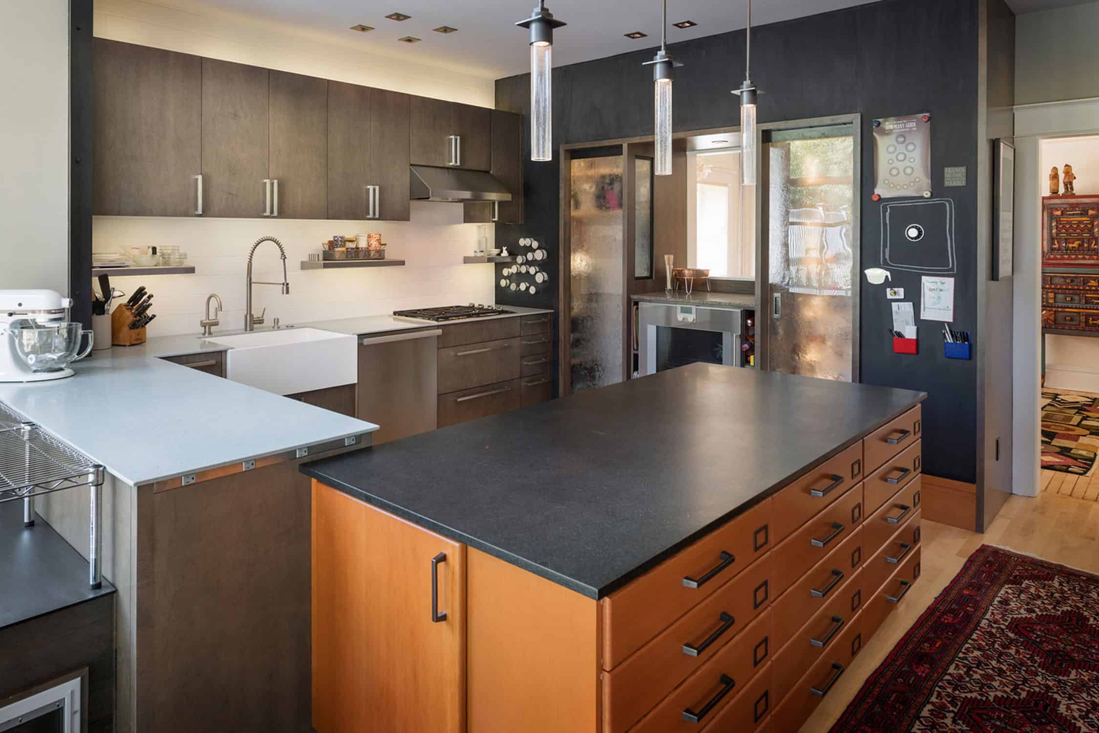Modern Kitchen Design Idea