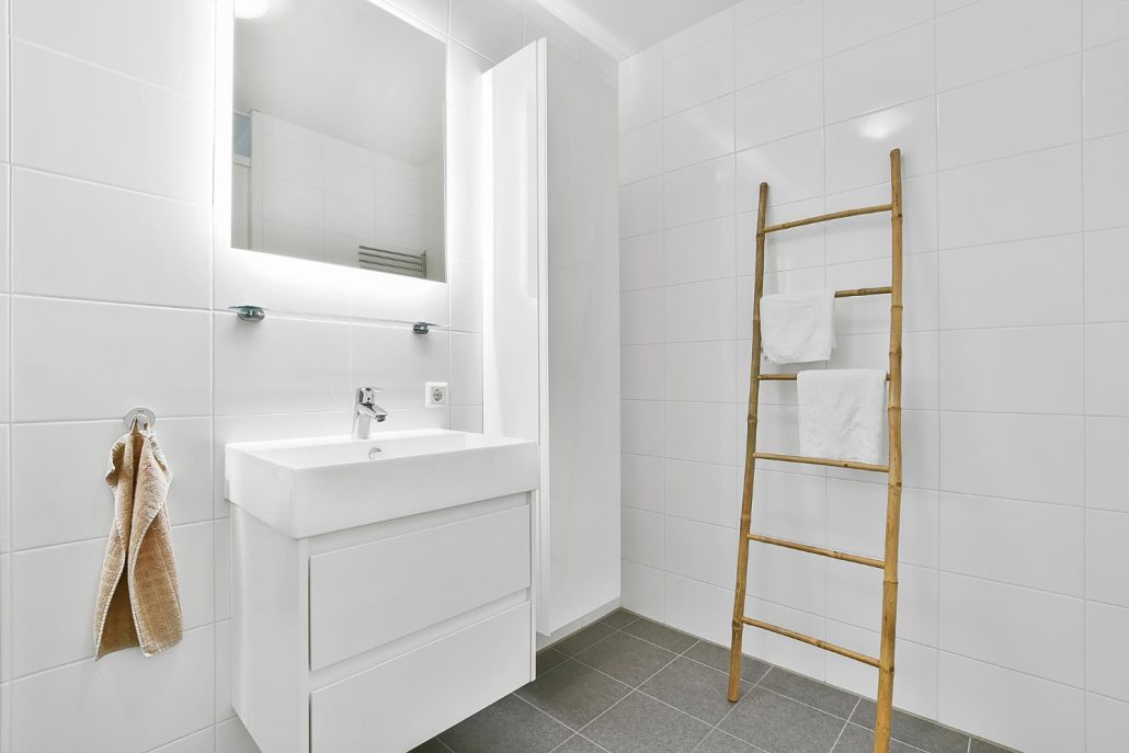Small Bathroom